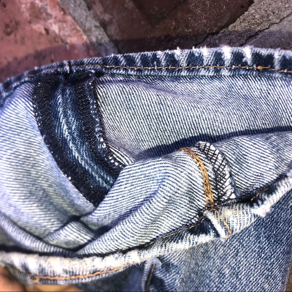 501 distress Levi’s. 🔥 - Picture 15 of 17